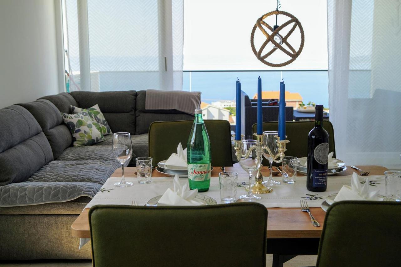 Apartment Ivona With Beautiful Seaview Makarska Exterior foto