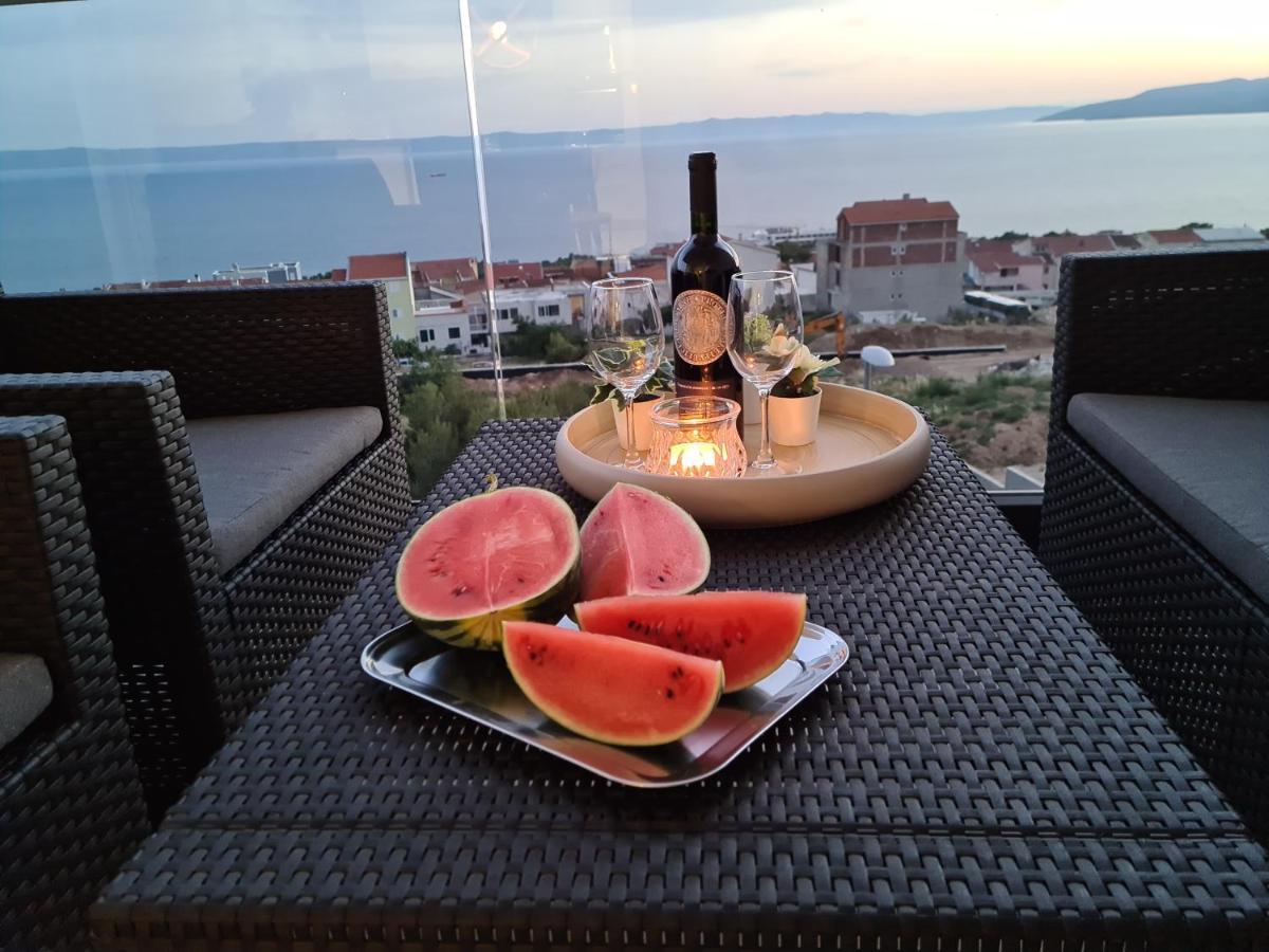 Apartment Ivona With Beautiful Seaview Makarska Exterior foto