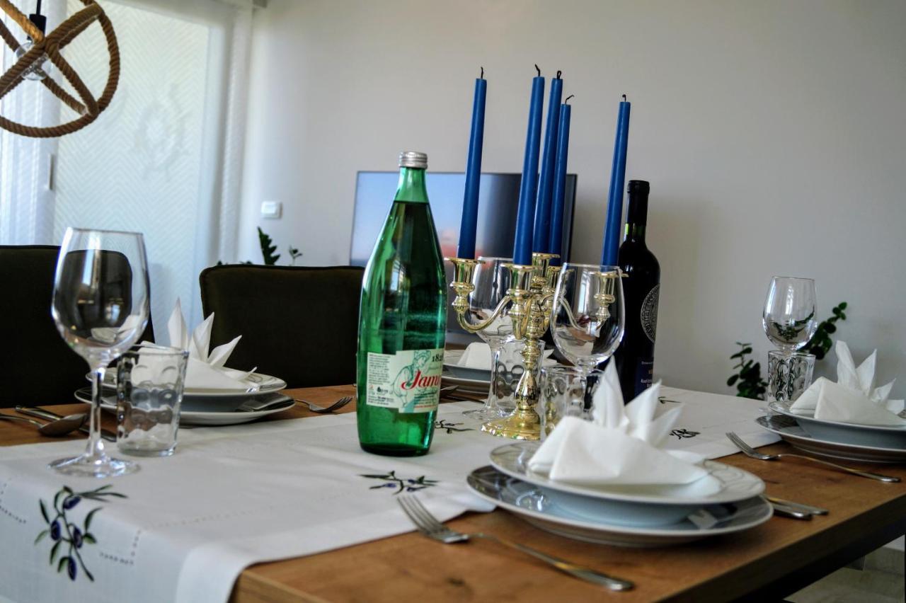 Apartment Ivona With Beautiful Seaview Makarska Exterior foto